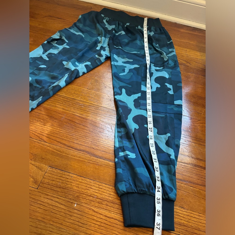 Cinq A Sept Giles High Waist Satin Jogger Pant Womens M Blue Camo Cargo Pocket - Picture 9 of 10